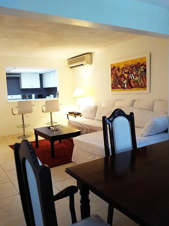 מונטגו ביי One Love Seawind On The Bay 1Bd Beach Condo דירה מונטגו ביי